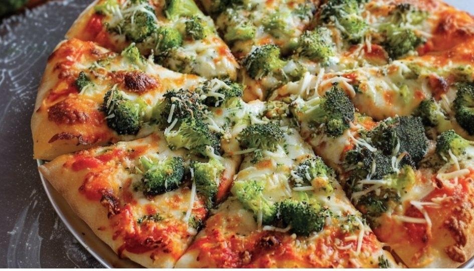 Mediterranean Broccoli Pizza 1