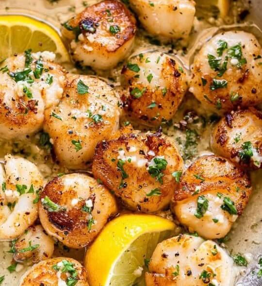 Mediterranean Buttery Garlic Seared Scallops 1
