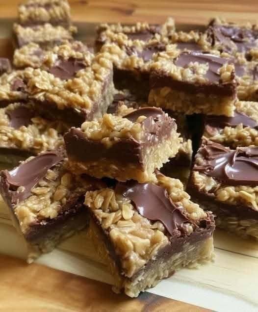 No-Bake Sugar-Free Chocolate Peanut Butter Oat Bars 1