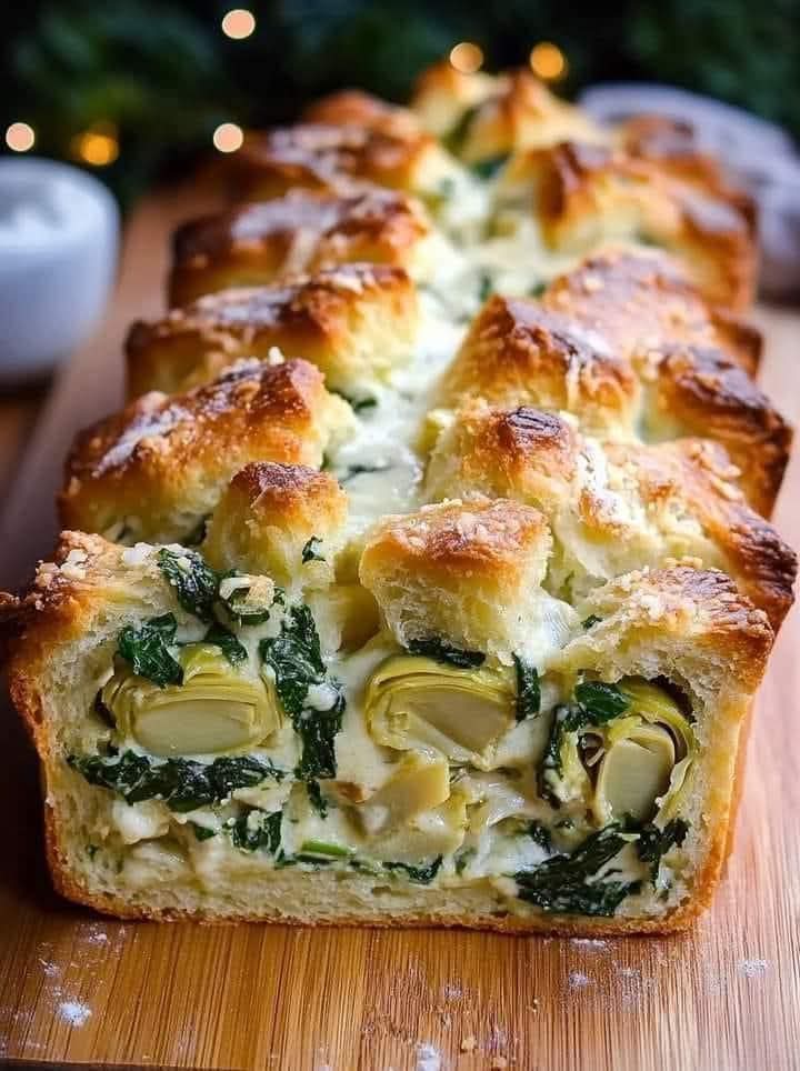 Mediterranean Spinach Artichoke Dip Pull-Apart Christmas Bread 1
